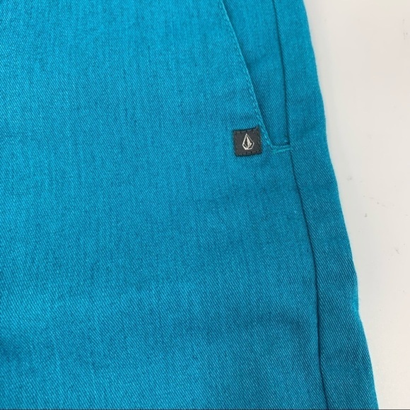 Volcom casual shorts - Picture 3 of 5